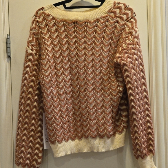 NWT Lumiere Women's Chevron Knit Sweater - Cream and Dusty Rose Size Medium - Picture 2 of 7